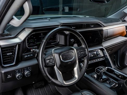 Used 2023 GMC Sierra 1500 Denali w/ Denali Reserve Package image 17