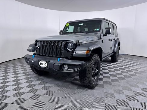 Used 2023 Jeep Wrangler Unlimited w/ Cold Weather Group AWD/4WD image 18