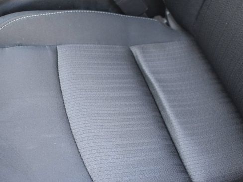 Used 2025 Nissan Altima 2.5 SV FWD image 12