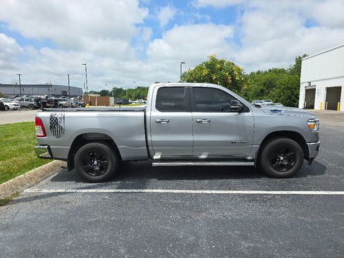 Used 2020 RAM 1500 Big Horn AWD/4WD image 3