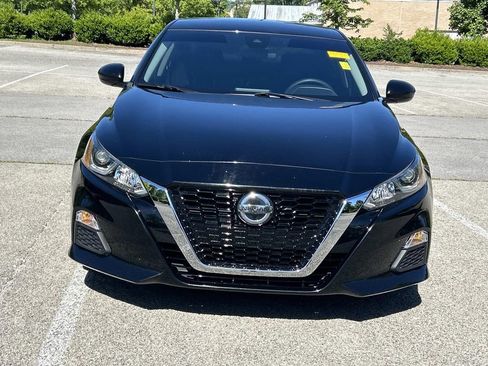 Certified 2021 Nissan Altima 2.5 S w/ Driver Assist Package FWD image 2