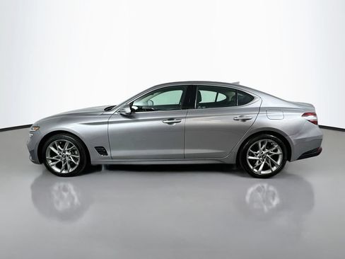 Used 2022 Genesis G70 2.0T AWD/4WD image 9