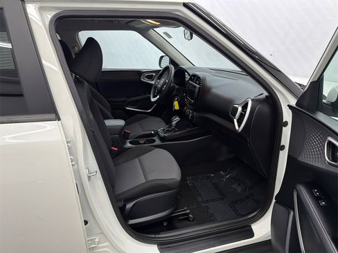 Used 2024 Kia Soul LX w/ Option Group 015 image 14