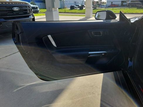 Certified 2021 Ford Mustang Shelby GT500 w/ Technology Package RWD image 13