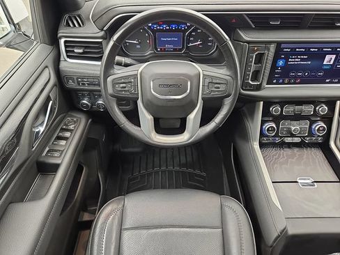 Used 2021 GMC Yukon Denali AWD/4WD image 11