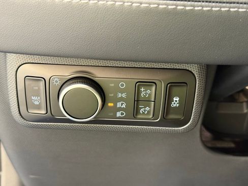 New 2025 Ford Mustang Mach-E Premium image 31