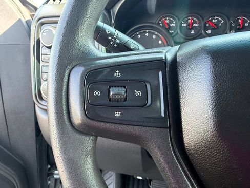 Used 2019 Chevrolet Silverado 1500 Custom w/ Custom Convenience Package AWD/4WD image 27