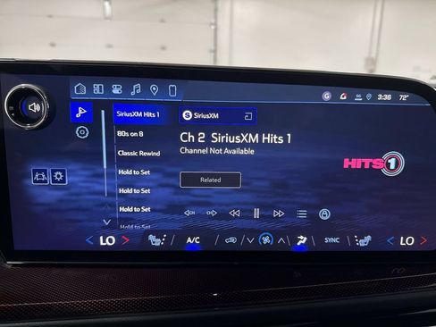 New 2026 Chevrolet Traverse Z71 w/ Enhanced Driving Package AWD/4WD image 14