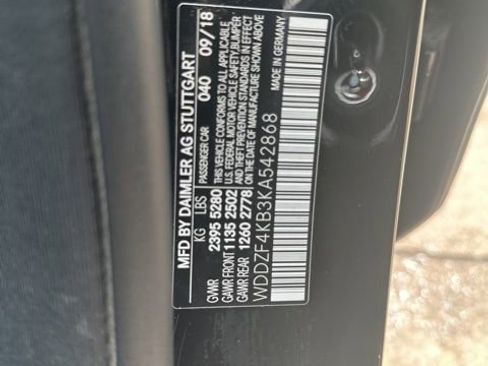 Used 2019 Mercedes-Benz E 300 4MATIC image 25