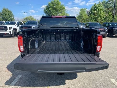 New 2026 GMC Sierra 1500 Elevation image 26