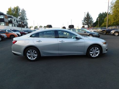 Used 2021 Chevrolet Malibu LT FWD image 19