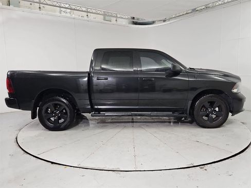 Used 2019 RAM 1500 Express w/ Wheel & Sound Group image 7