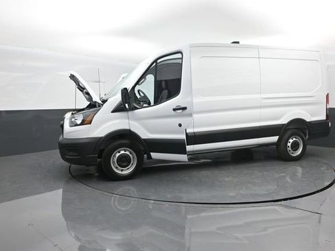 New 2026 Ford Transit 250 148 Medium Roof image 35