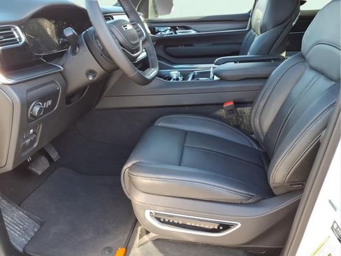 New 2026 Jeep Grand Wagoneer Summit w/ Rear Seat Video Group I AWD/4WD image 17
