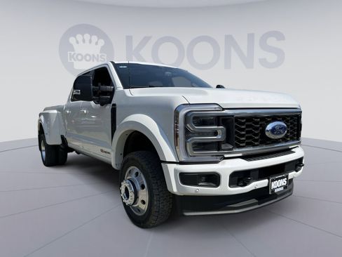 New 2026 Ford F450 Platinum image 10