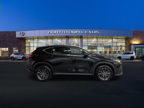 Used 2022 Lexus NX 250 AWD image 23
