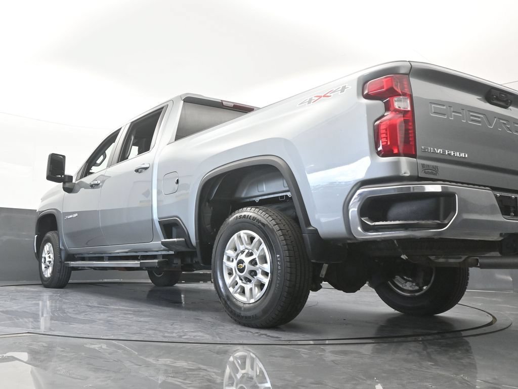 Used 2025 Chevrolet Silverado 2500 LT w/ Convenience Package AWD/4WD image 52