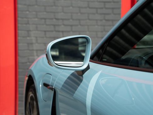 Used 2023 Porsche Taycan RWD image 16
