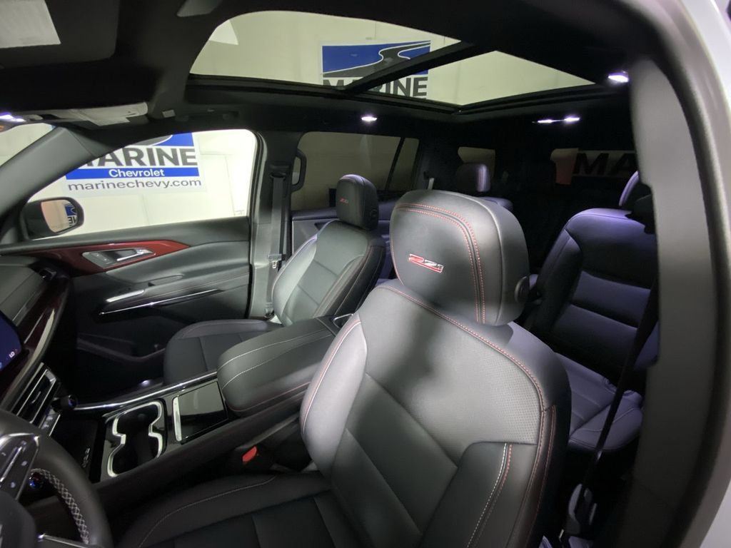 Used 2026 Chevrolet Traverse Z71 w/ Driver Confidence Package AWD/4WD image 24