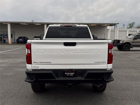 New 2026 Chevrolet Silverado 2500 Custom w/ Custom Value Package AWD/4WD image 5