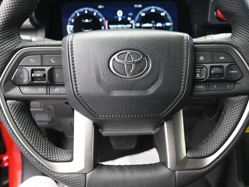 New 2026 Toyota Tacoma TRD Off-Road w/ TRD Off Road Premium Package AWD/4WD image 17