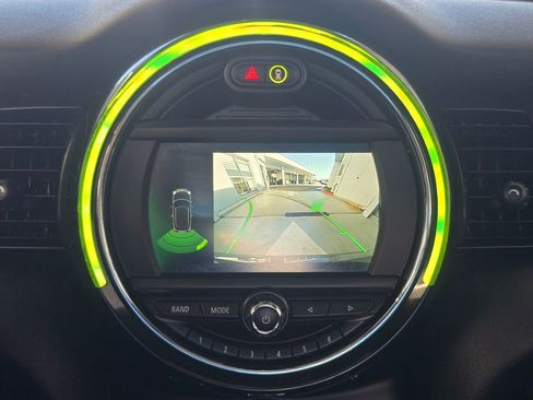 Used 2020 MINI Cooper S w/ Premium Package image 8