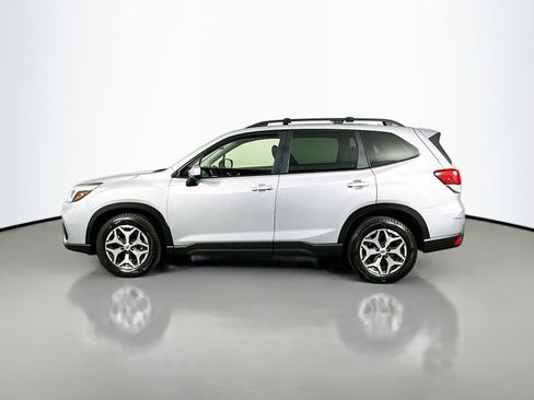 Used 2019 Subaru Forester Premium image 5