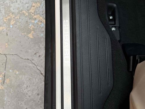 Used 2016 Subaru Outback 2.5i Limited image 50