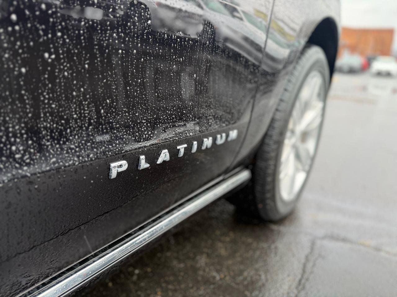 Used 2024 Ford Expedition Max Platinum AWD/4WD image 9