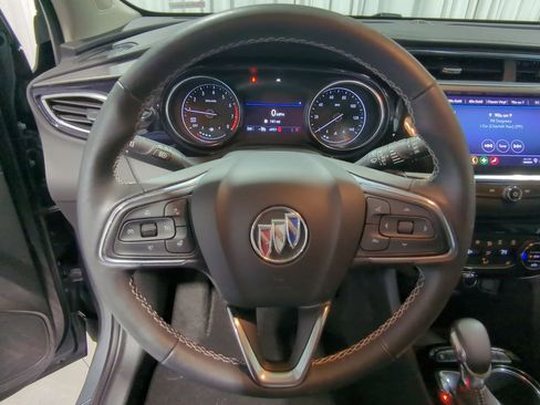 Used 2023 Buick Encore GX Essence image 29