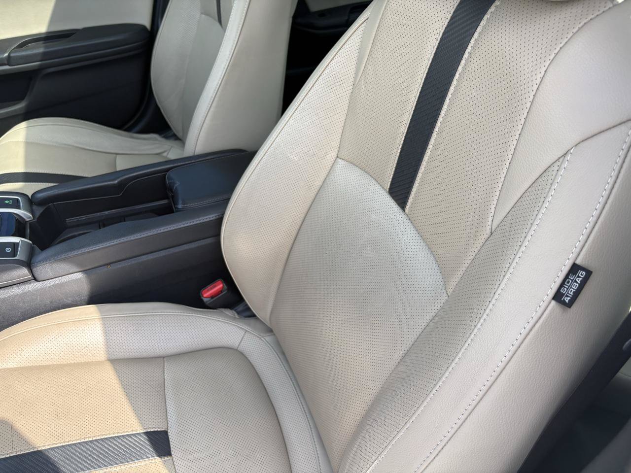 Used 2017 Honda Civic Touring image 16