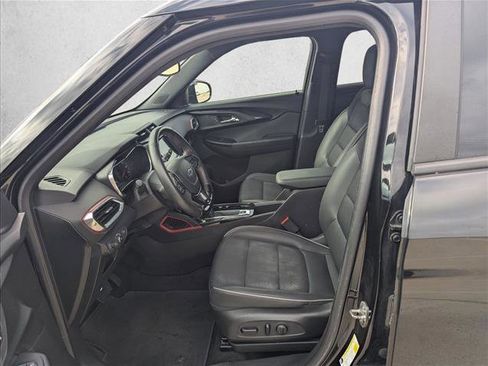 Used 2022 Chevrolet TrailBlazer RS w/ Convenience Package FWD image 15