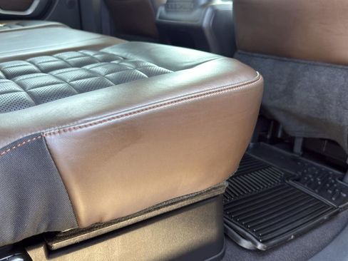 Used 2017 Nissan Titan Platinum Reserve image 24