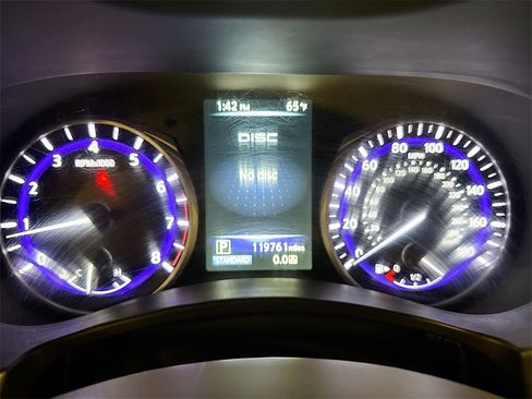 Used 2017 INFINITI Q60 w/ Premium Plus Package 2.0T image 13