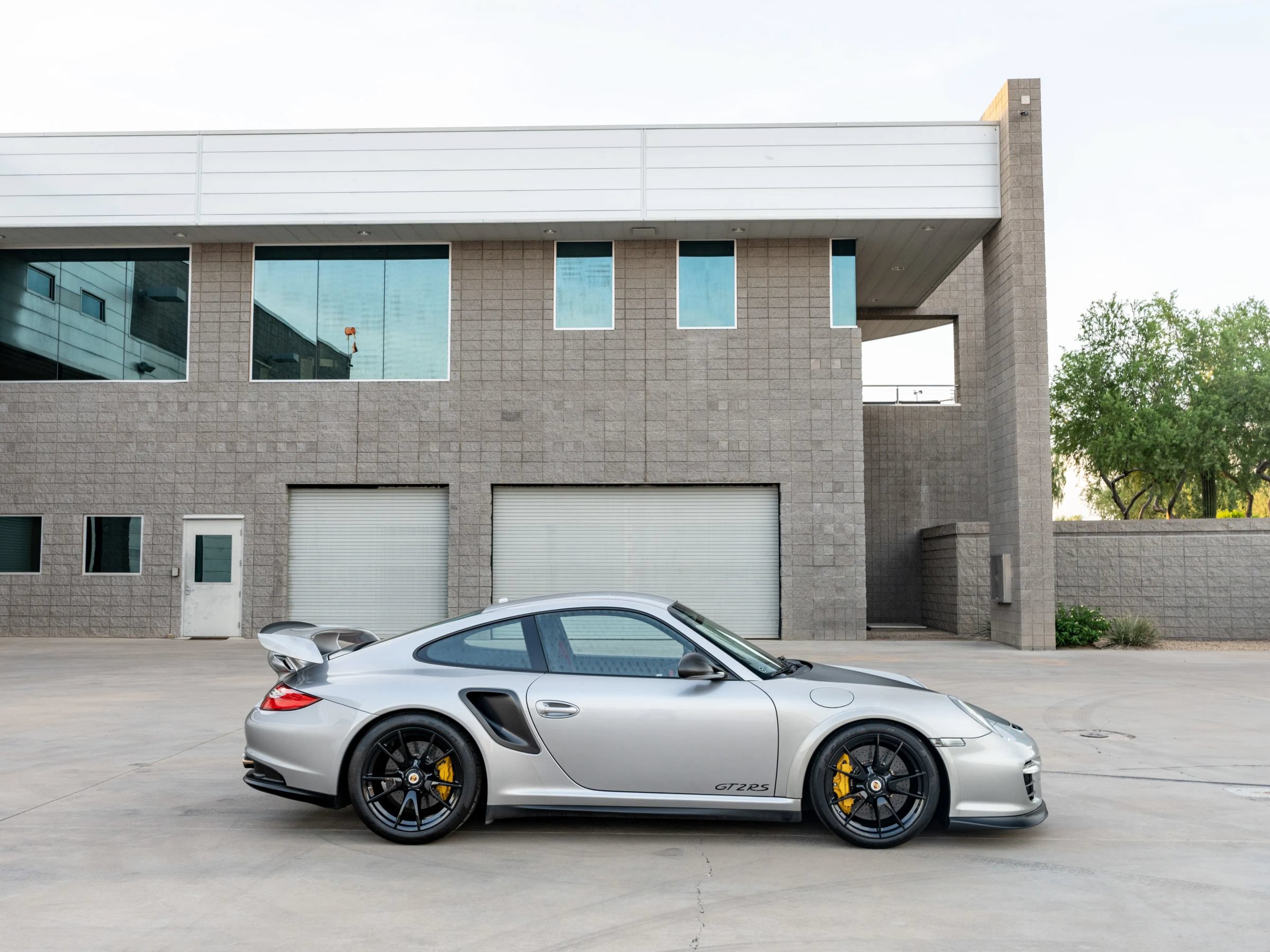 Used 2011 Porsche 911 GT2 RS RWD image 27