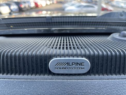 Used 2015 RAM 3500 Laramie Longhorn image 37