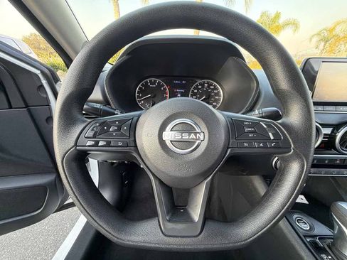 Used 2024 Nissan Sentra S FWD image 26