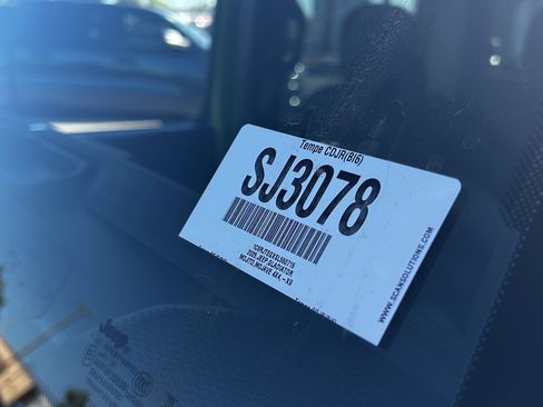 New 2025 Jeep Gladiator Mojave w/ Convenience Group image 23