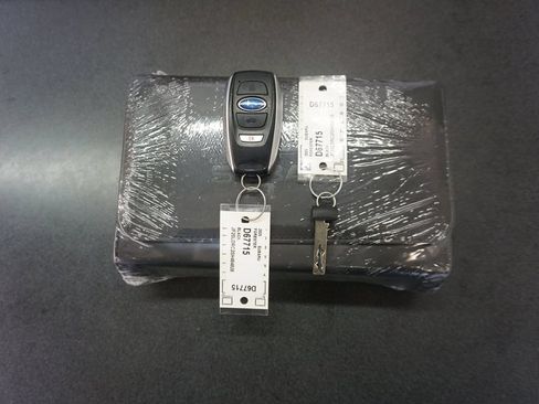 Used 2025 Subaru Forester Limited AWD/4WD image 18