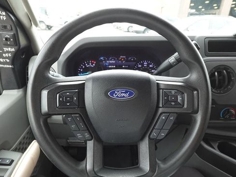 Used 2021 Ford E-450 and Econoline 450 Super Duty RWD image 11