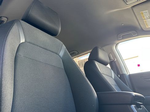 Used 2025 Honda CR-V LX image 14