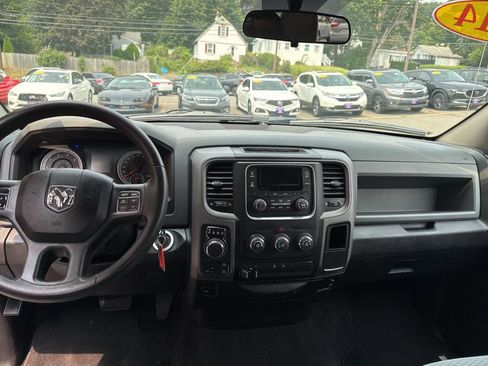 Used 2014 RAM 1500 Express image 27