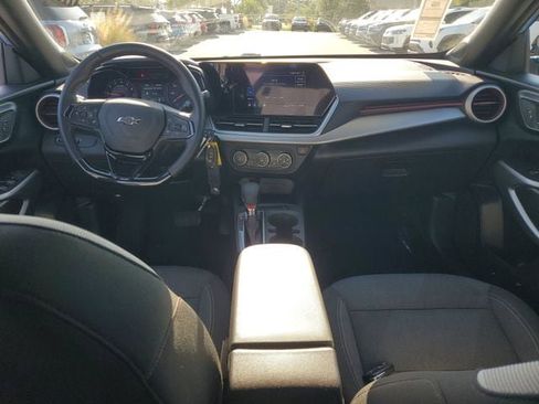Used 2024 Chevrolet Trax RS w/ Driver Confidence Package FWD image 12