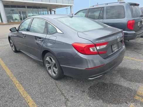 Used 2019 Honda Accord EX image 2