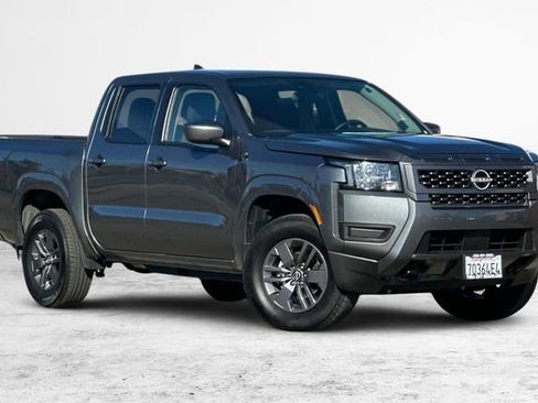 Certified 2025 Nissan Frontier SV AWD/4WD image 2