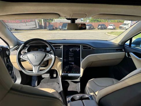 Used 2013 Tesla Model S image 26