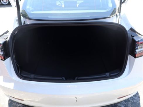 Used 2023 Tesla Model 3 Standard Range RWD image 32