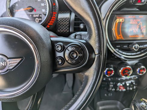 Used 2016 MINI Cooper S FWD image 17