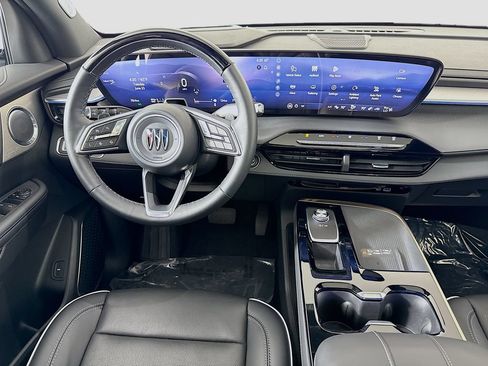 Used 2025 Buick Enclave Avenir w/ Super Cruise Package FWD image 23