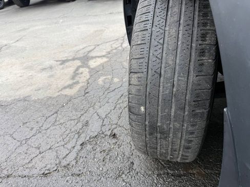 Used 2023 Hyundai Santa Fe Limited image 9